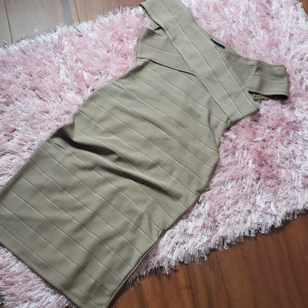 Beige bodycon midi dress